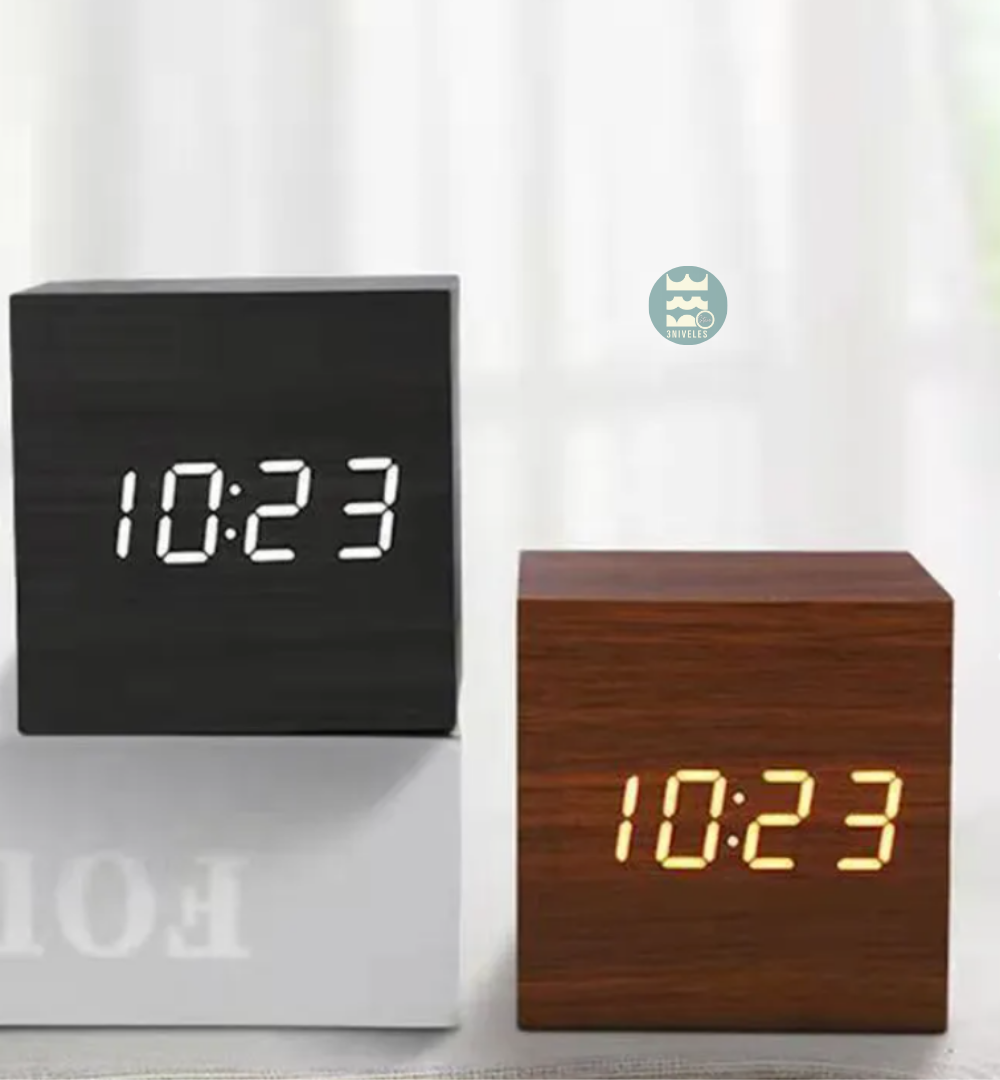 Reloj Cubo De Madera